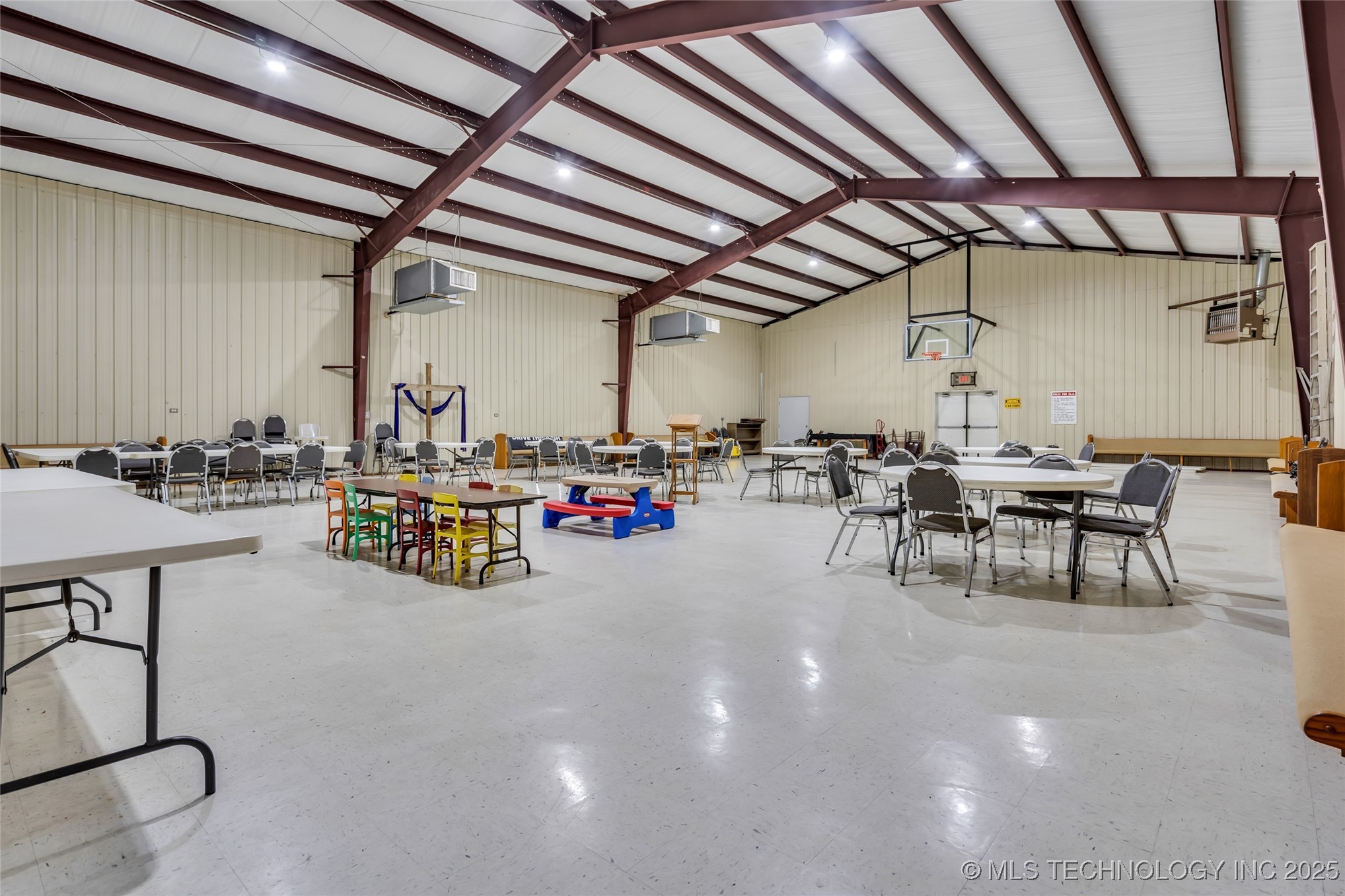 727 4th Street Property Photo 39