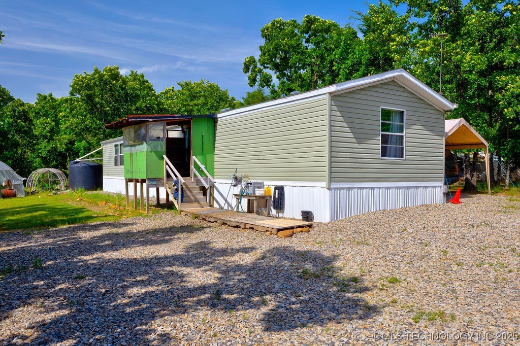 468568 E 970 Road Property Photo 2