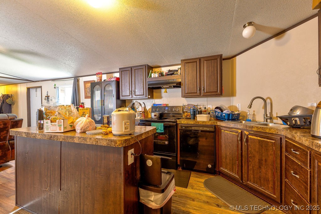 468568 E 970 Road Property Photo 8