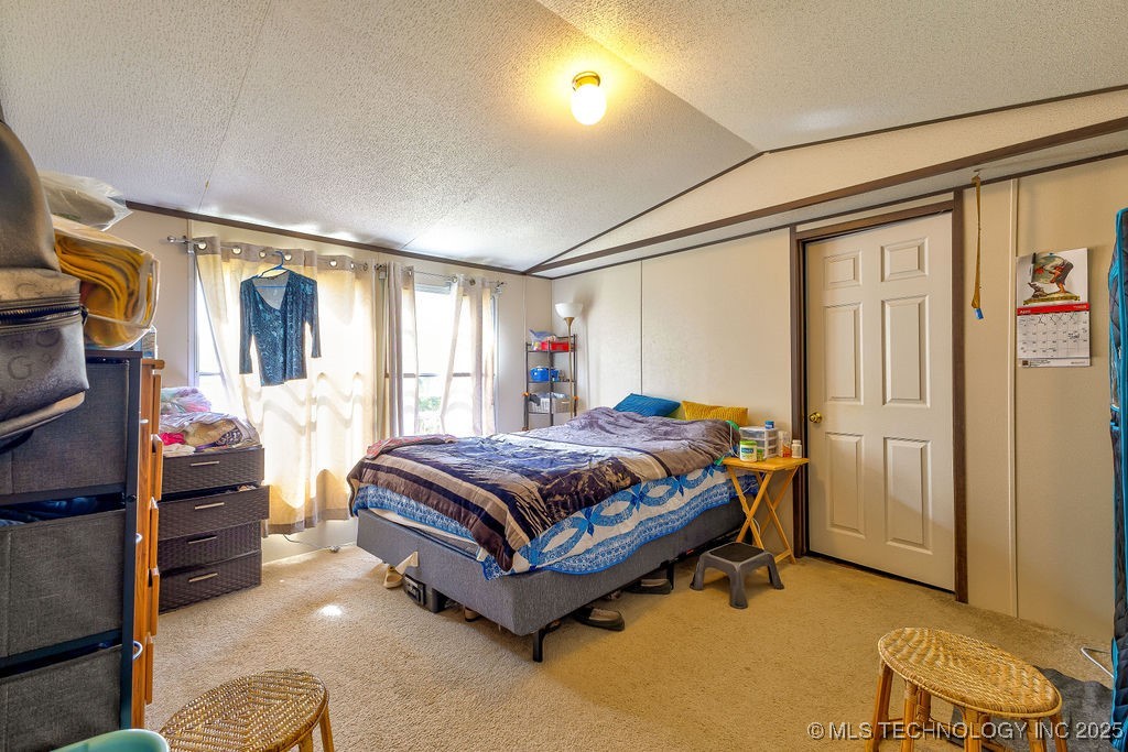 468568 E 970 Road Property Photo 10