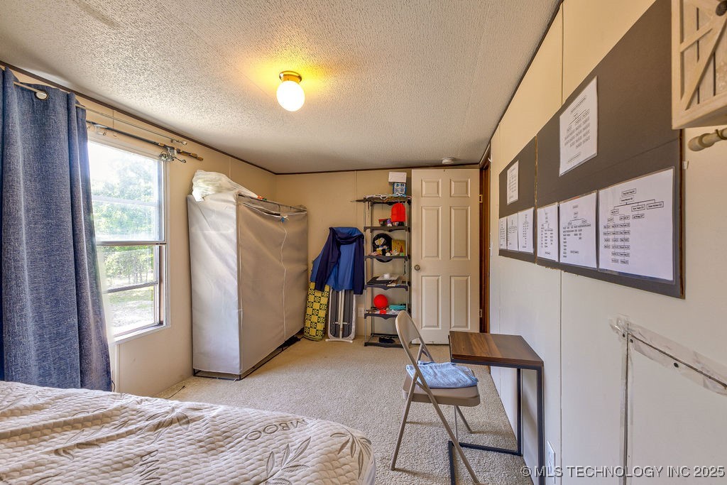 468568 E 970 Road Property Photo 17