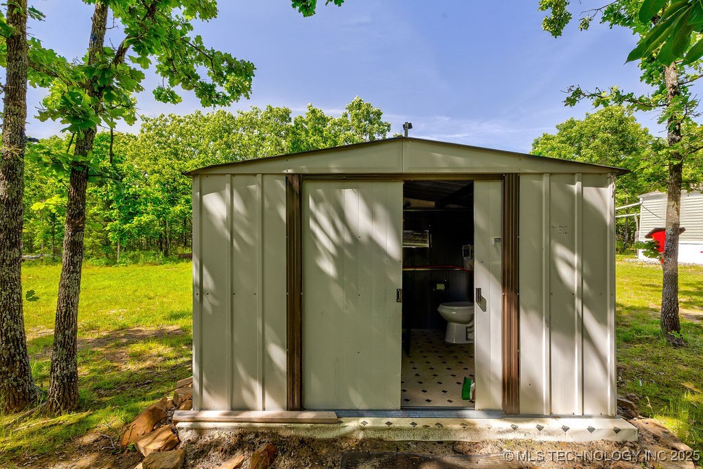 468568 E 970 Road Property Photo 19