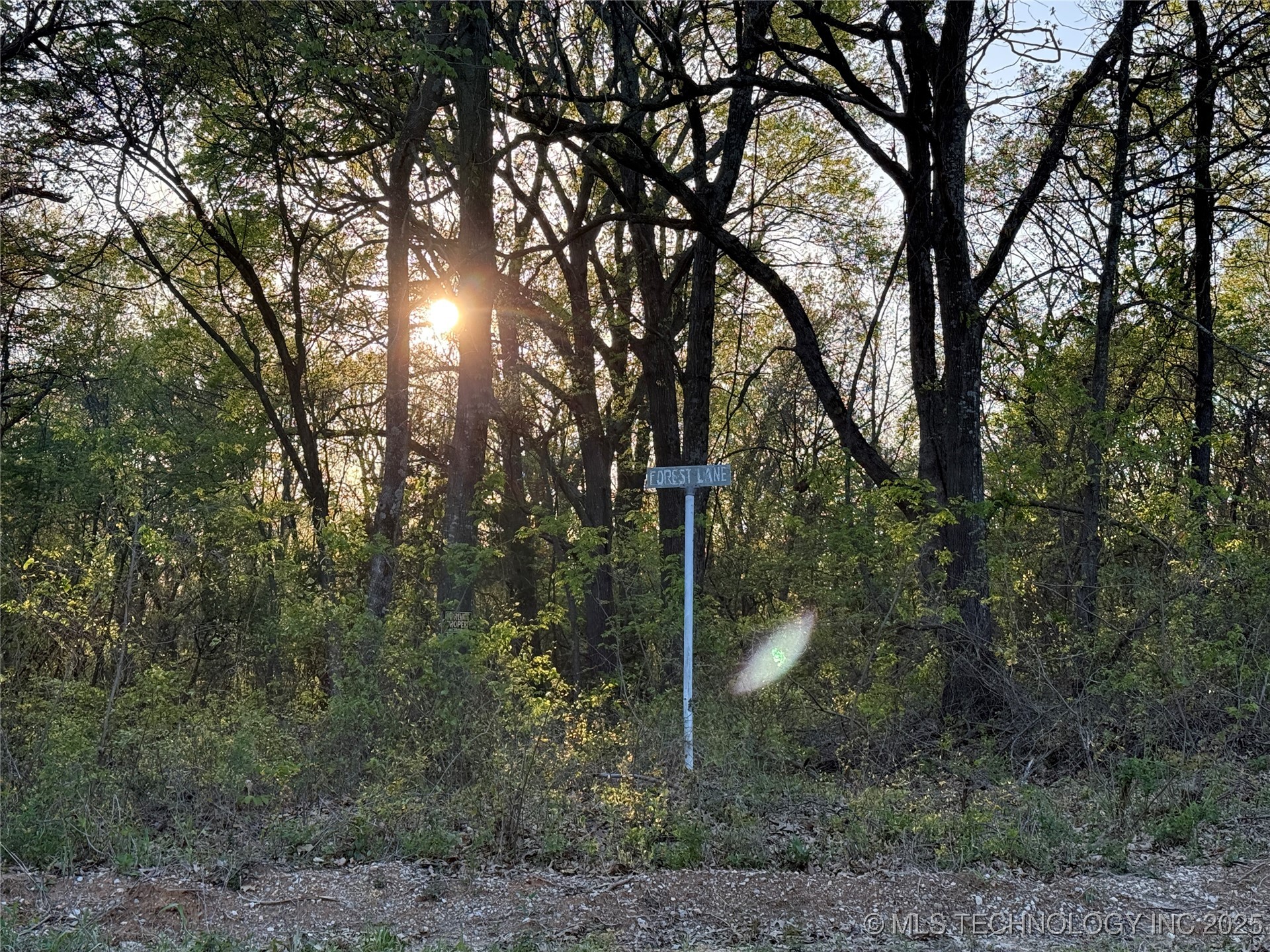 20 E Lakeview Road Property Photo 15