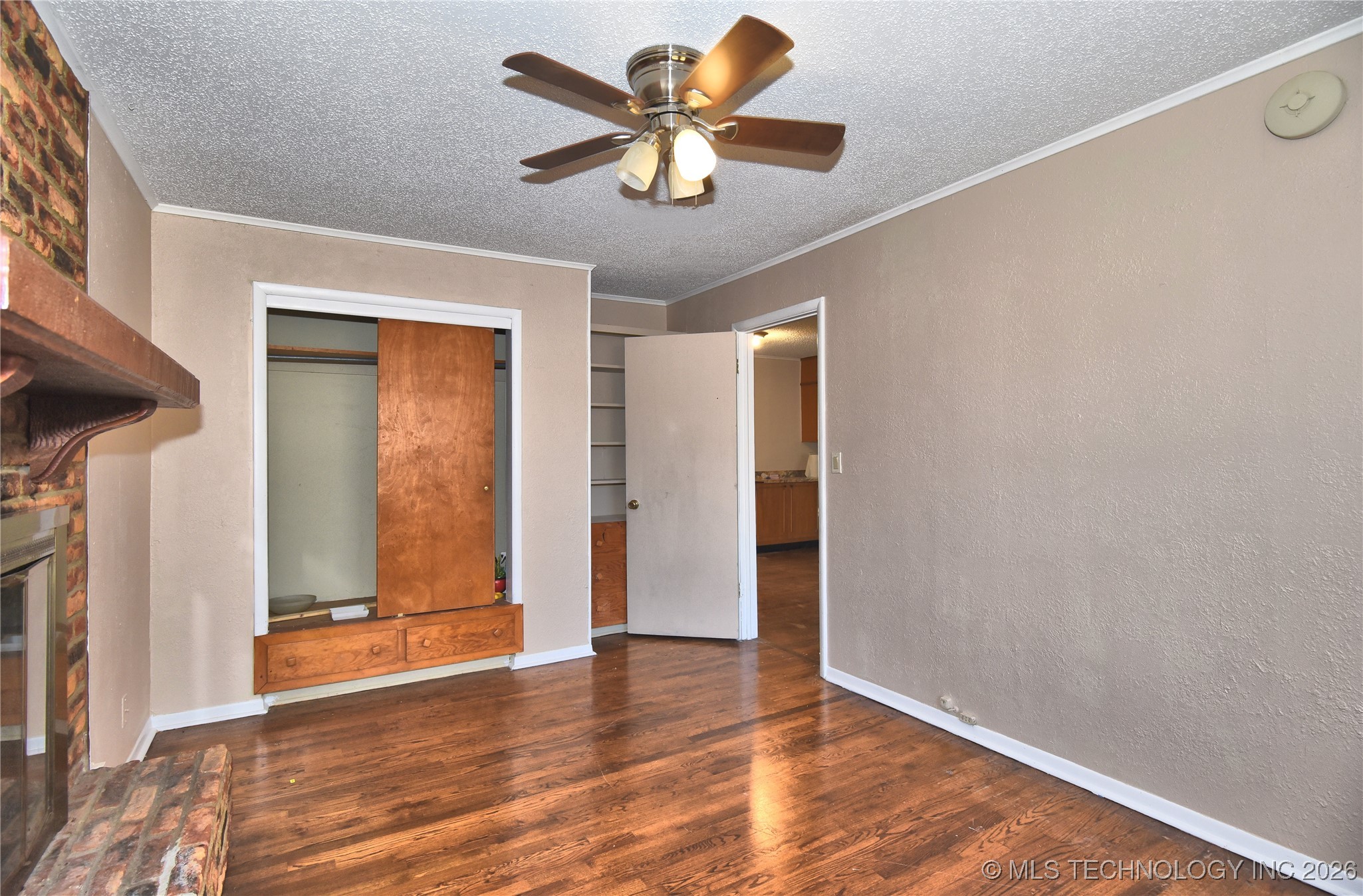 1965 S Scott Street Property Photo 8