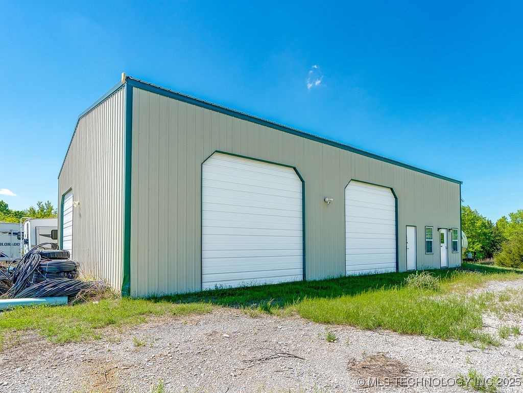 15330 County Road 3480 Property Photo 11