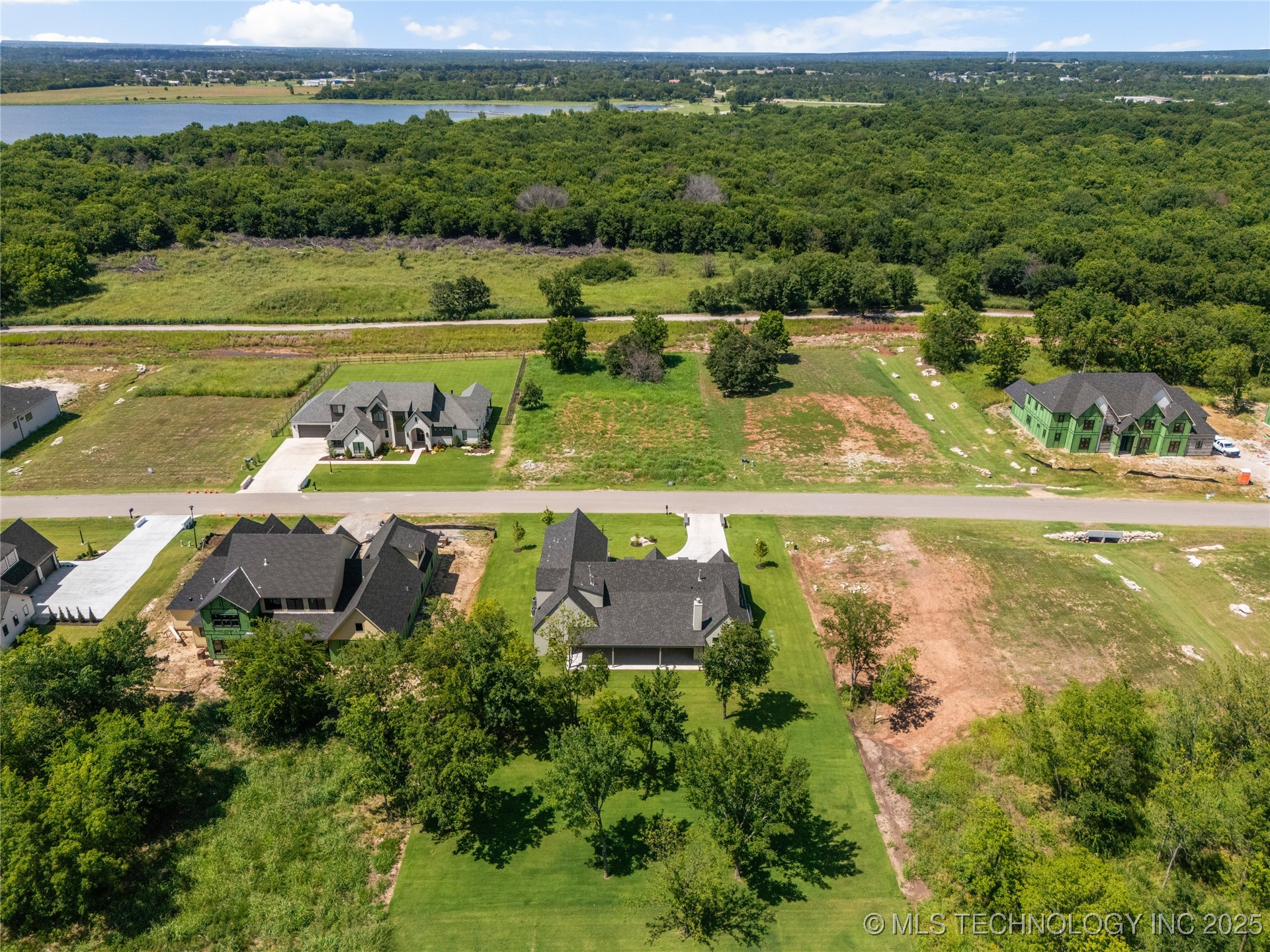 17822 E Patriot Drive Property Photo 6