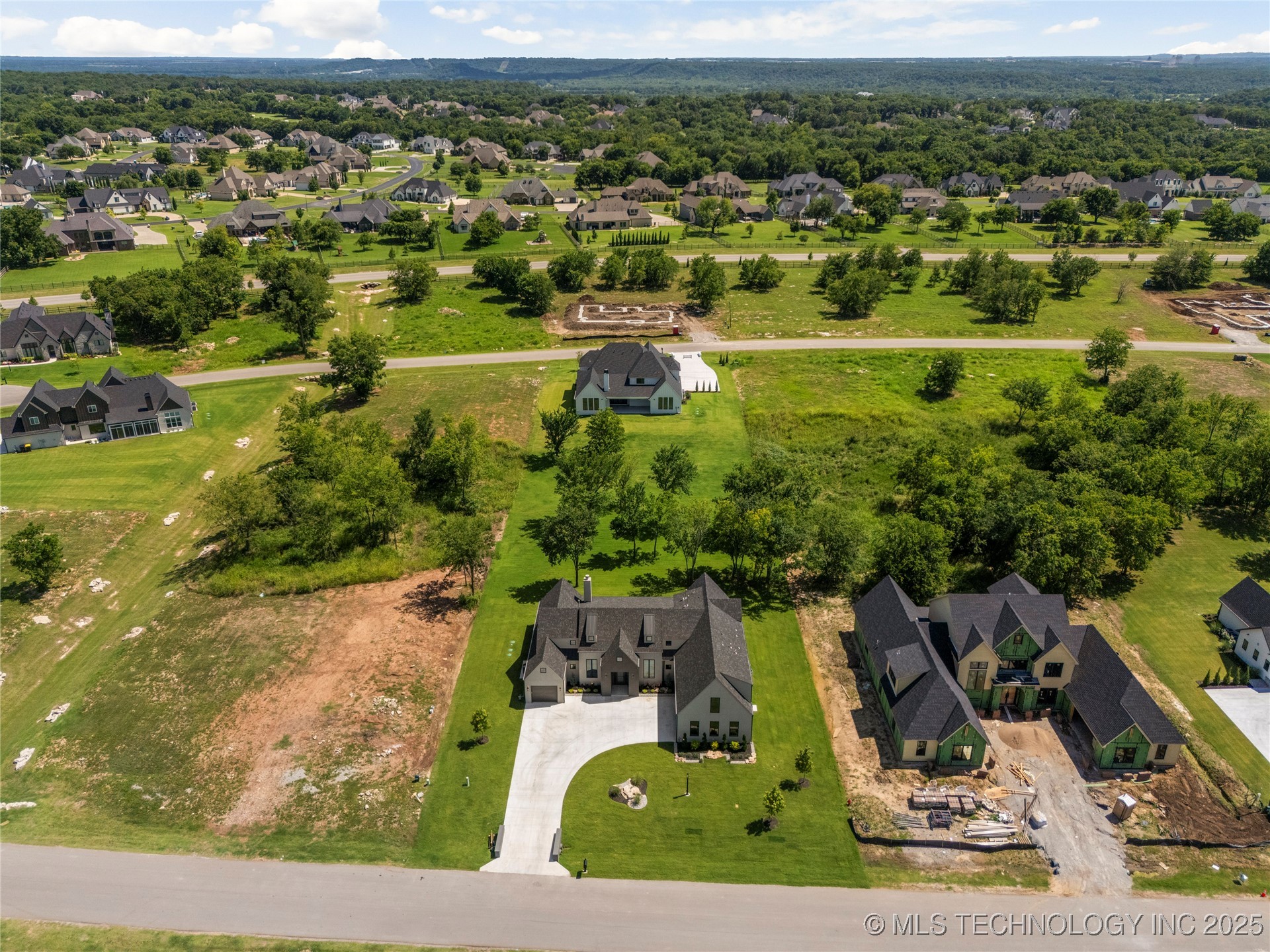 17822 E Patriot Drive Property Photo 8