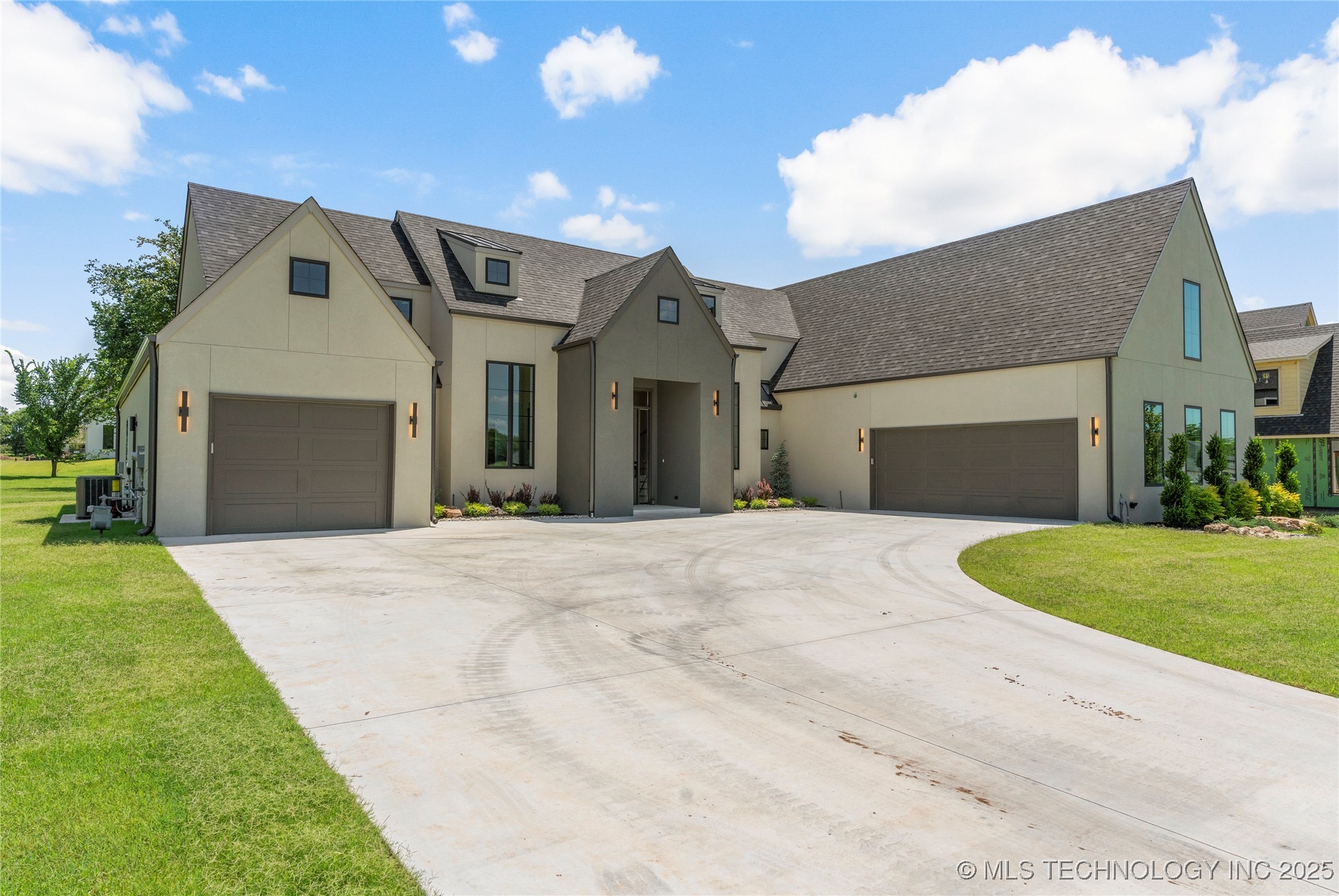 17822 E Patriot Drive Property Photo 10