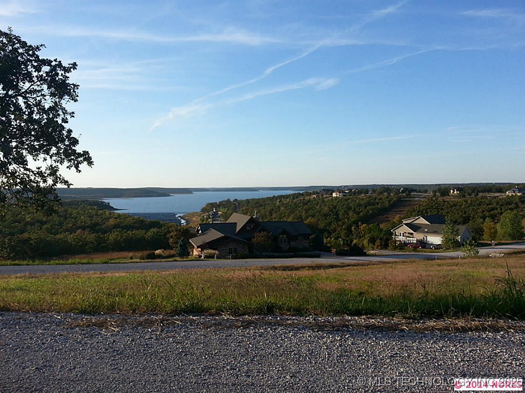 11 Avalon Drive Property Photo 5