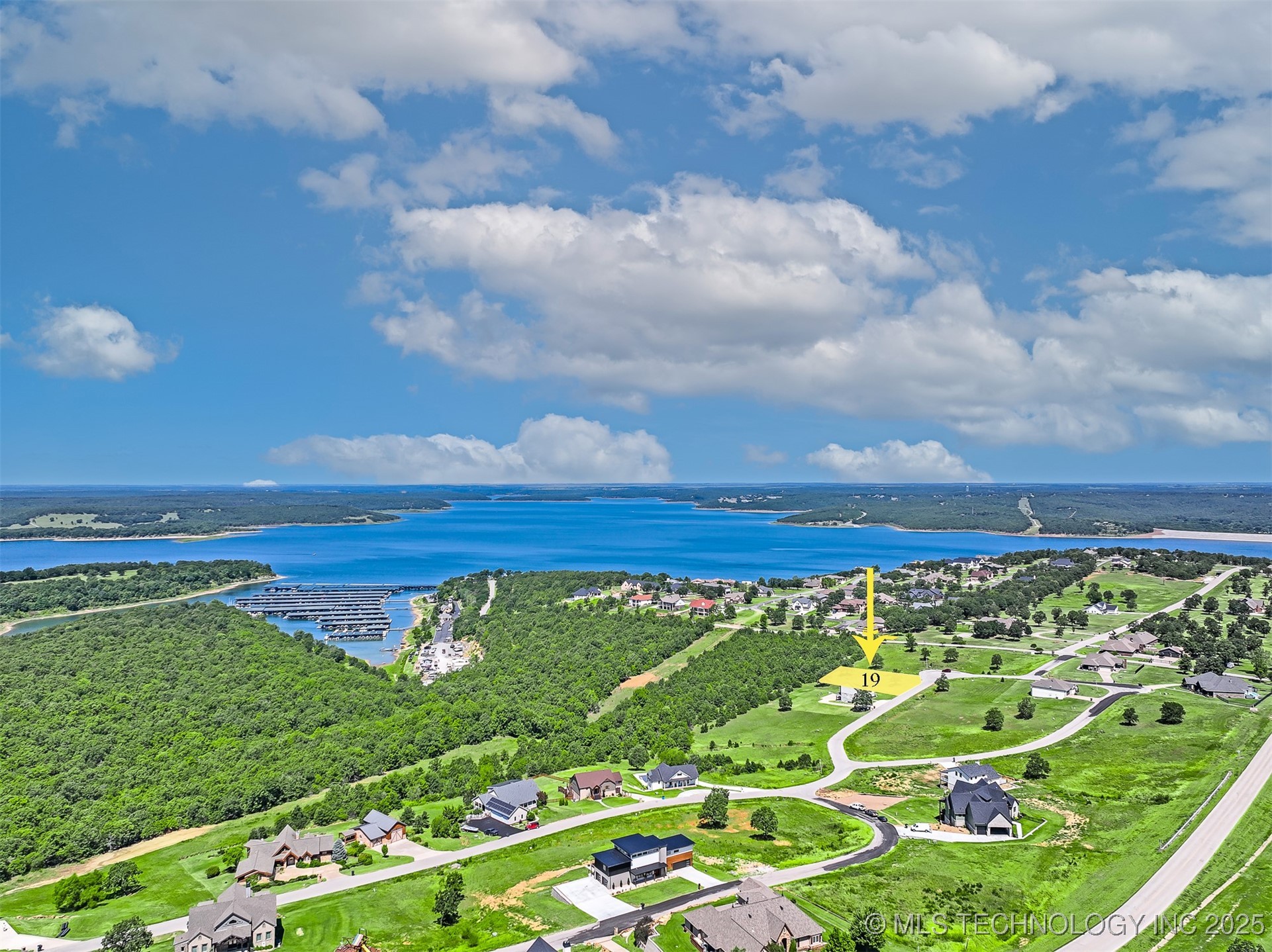 19 Catalina Boulevard Property Photo 1