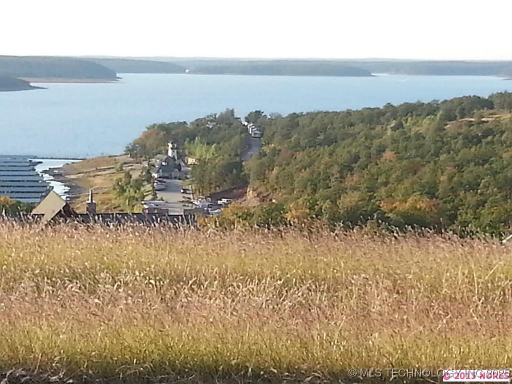 19 Catalina Boulevard Property Photo 7