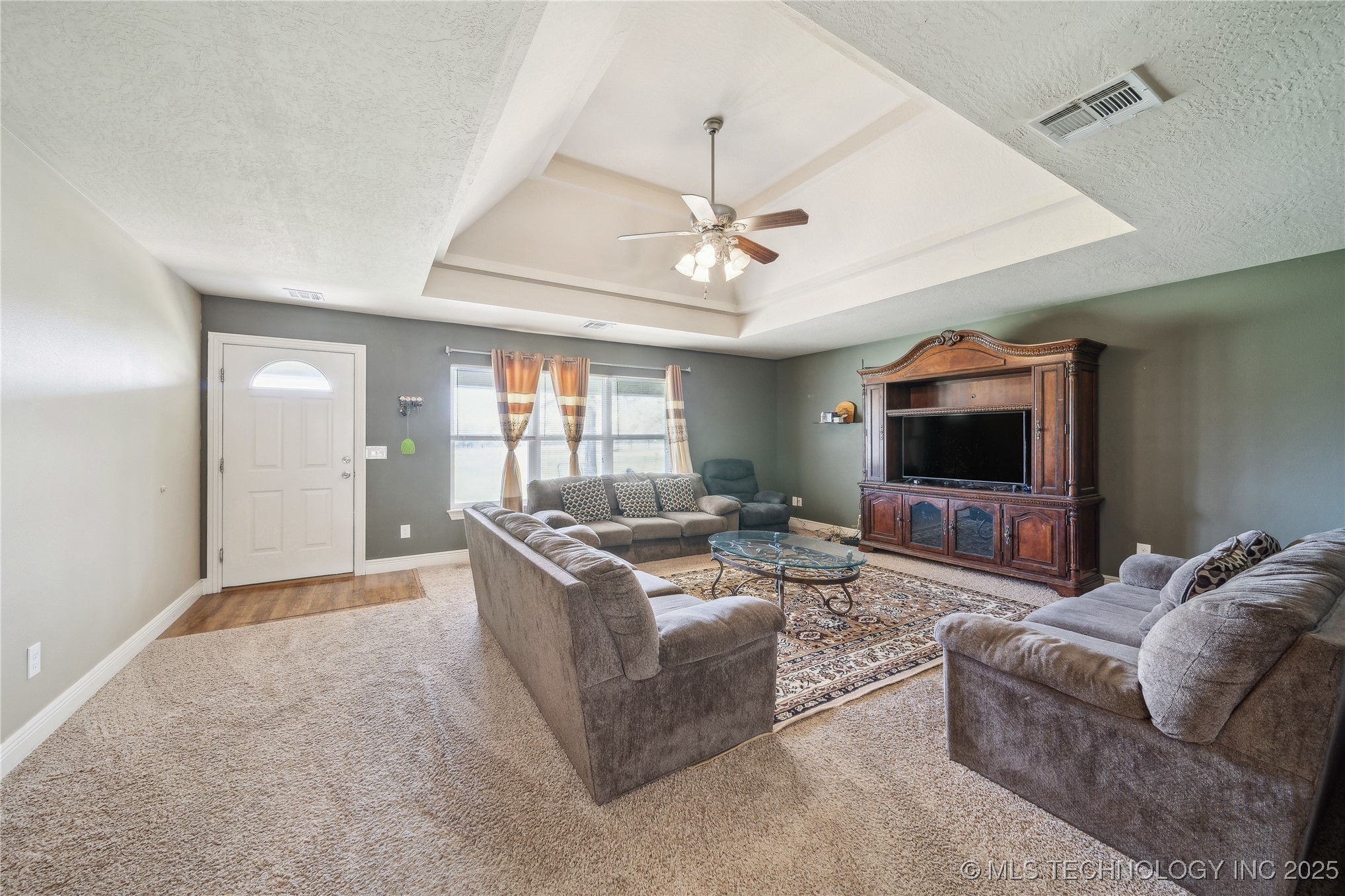 54555 E 340 Road Property Photo 7