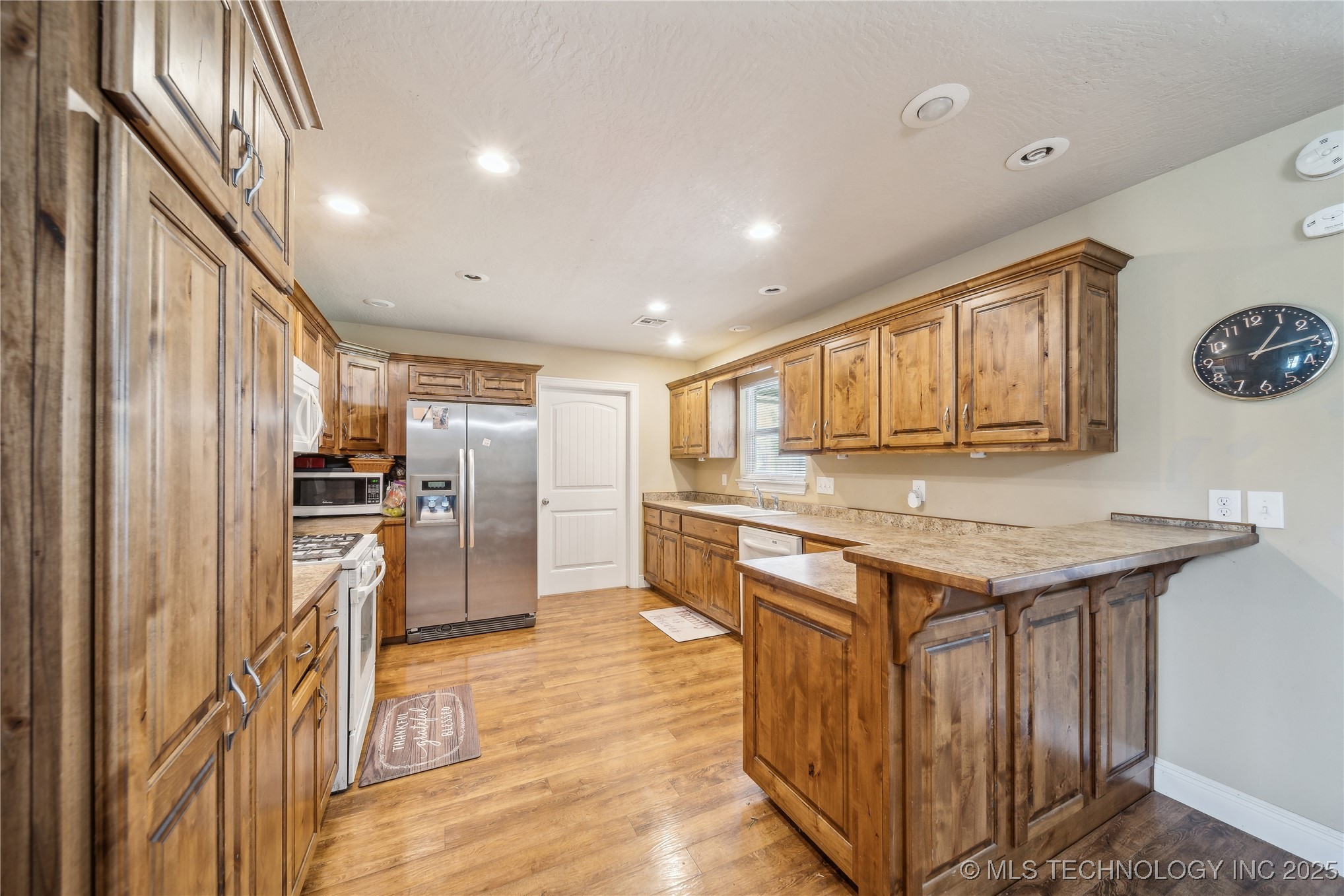 54555 E 340 Road Property Photo 9