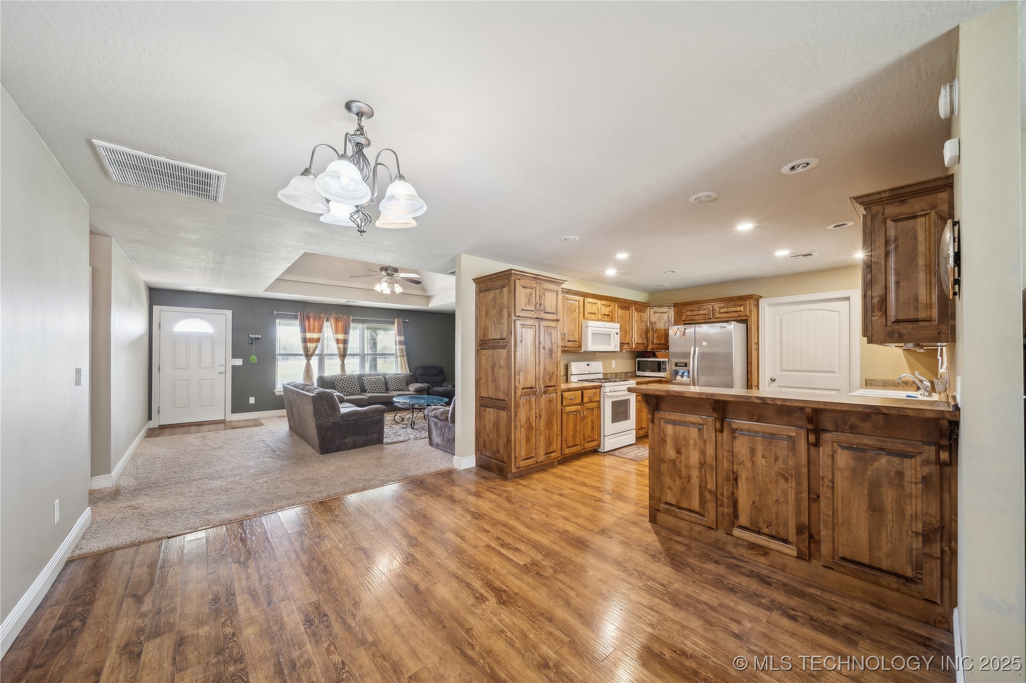 54555 E 340 Road Property Photo 14