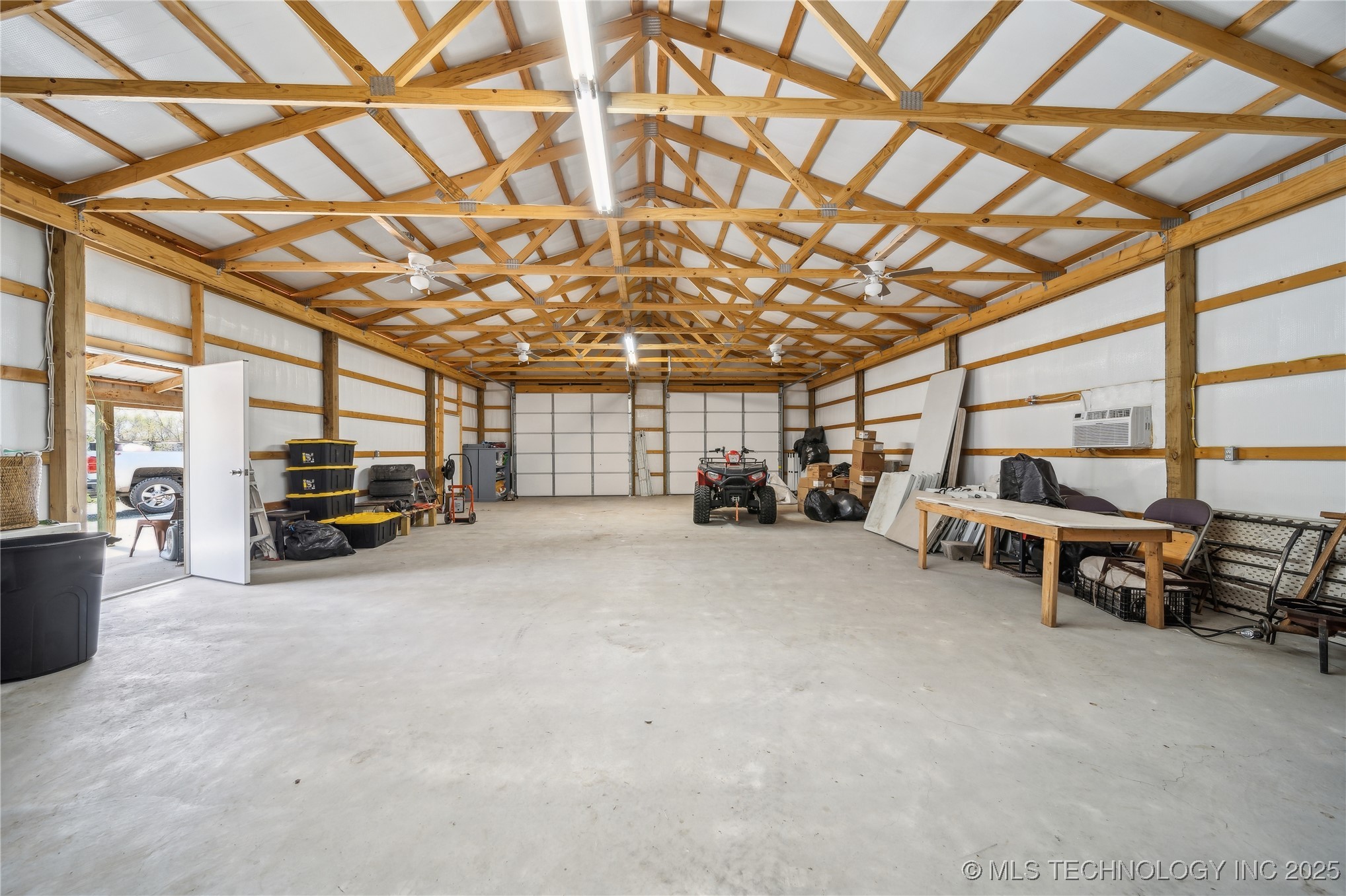 54555 E 340 Road Property Photo 31