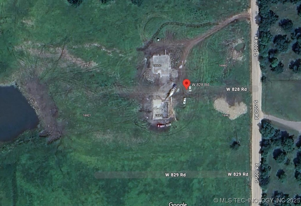 16920 W 828 Road Property Photo 8