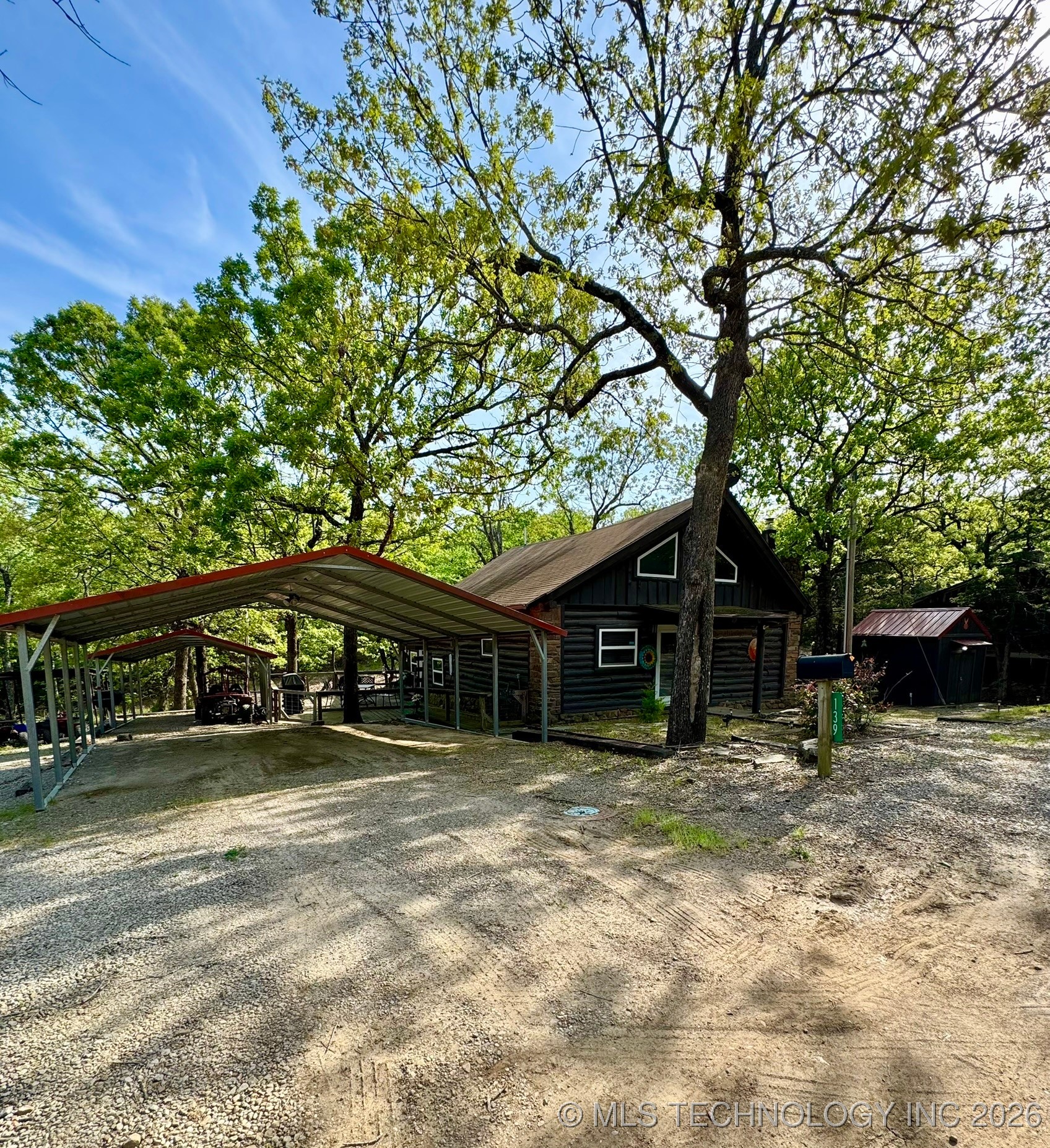 139 N Bk 1800 Road Property Photo 2