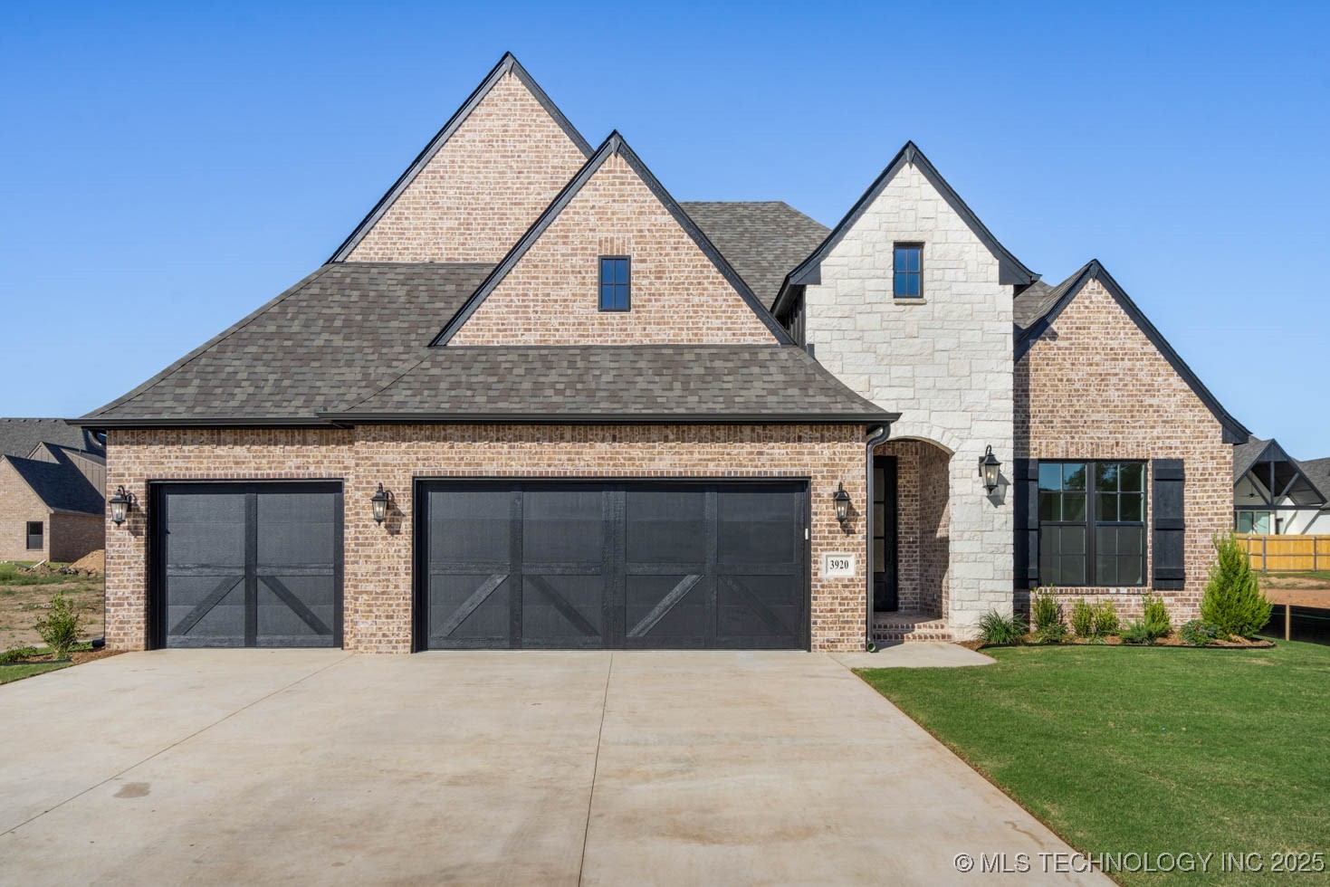 3920 S Elder Boulevard Property Photo 3