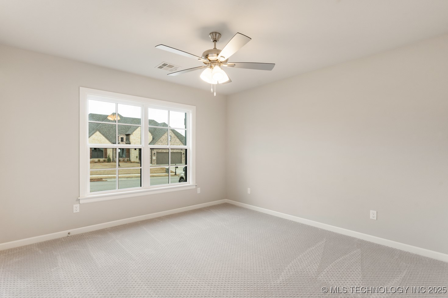 1509 Pinecrest Drive Property Photo 9