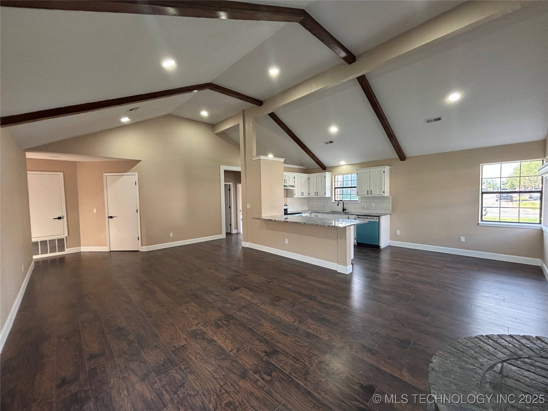 13802 E 19th Place Property Photo 6