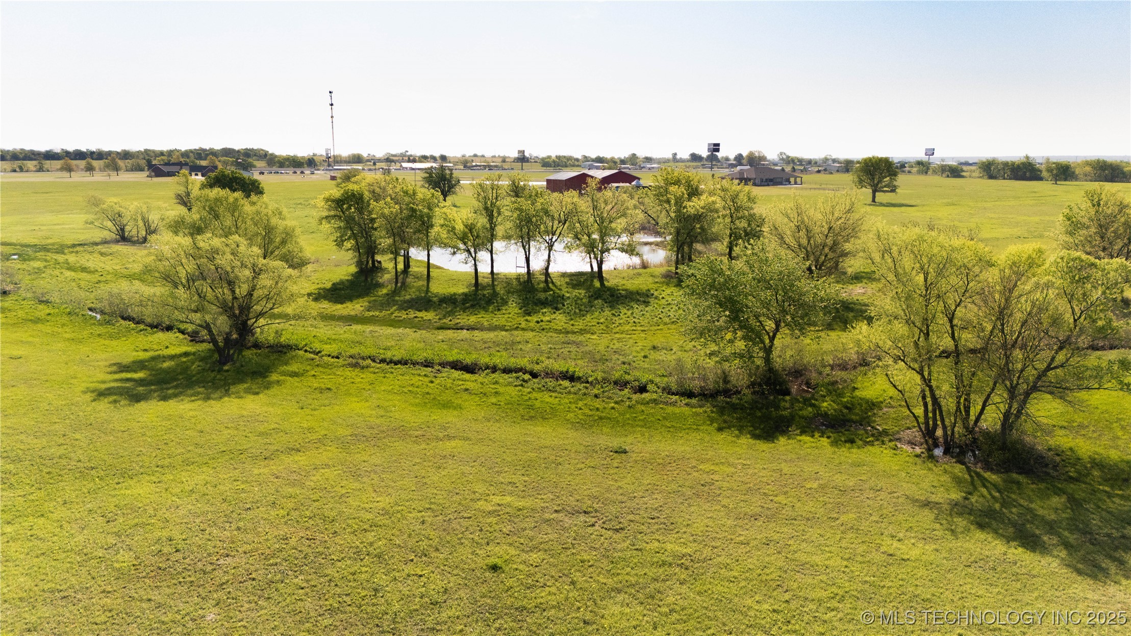 Hwy 75 Property Photo 4