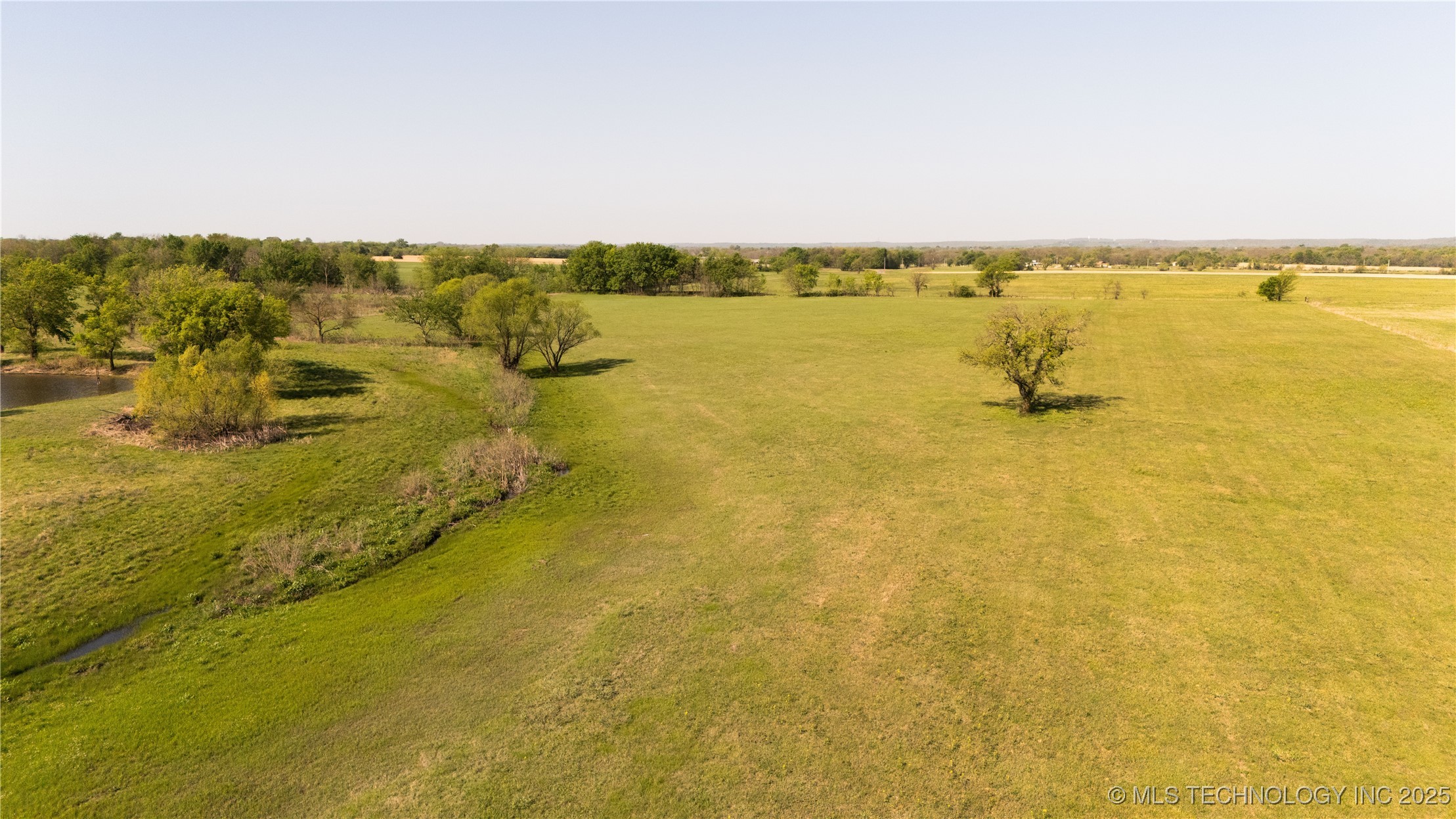 Hwy 75 Property Photo 6