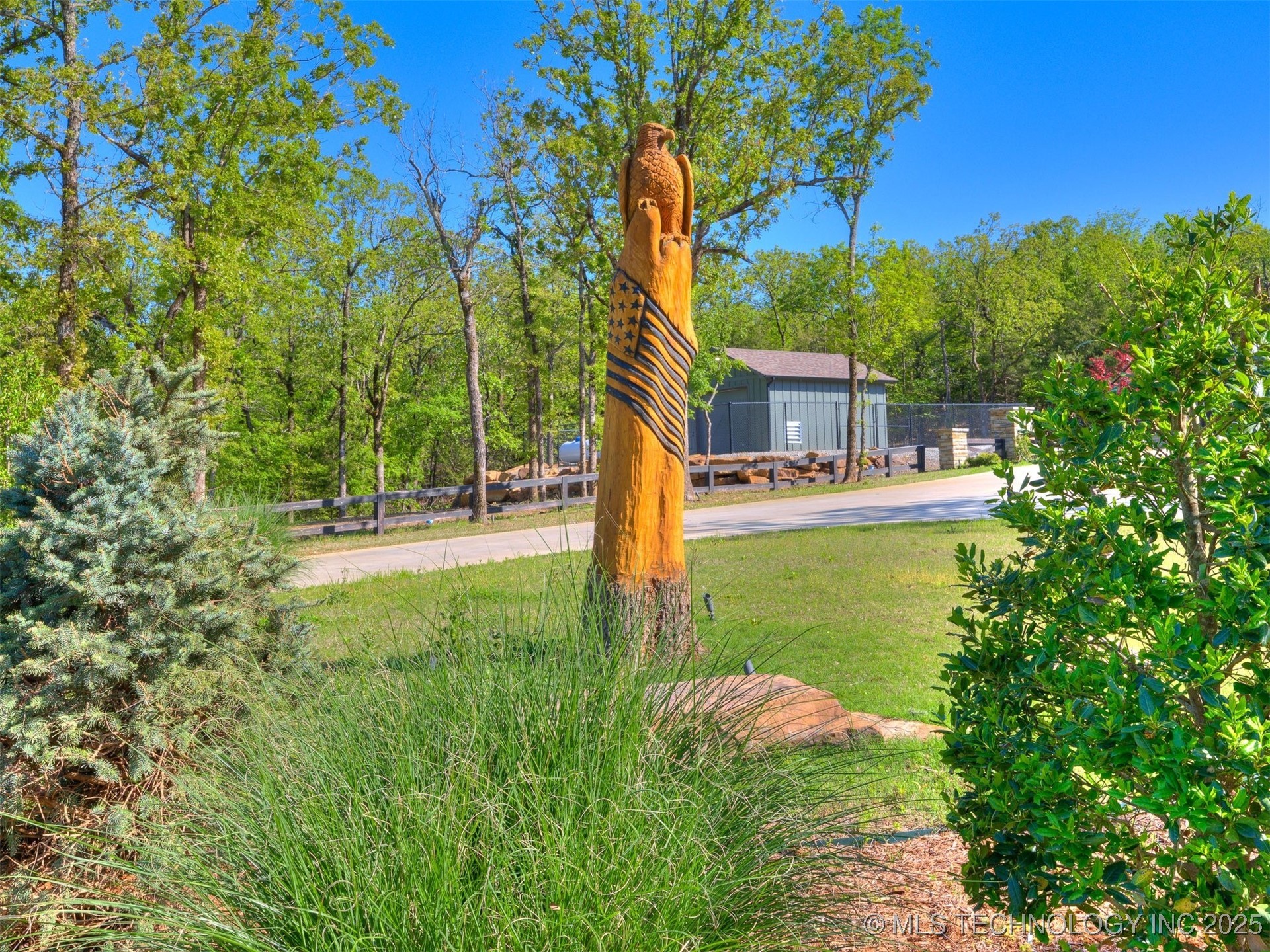 228 Patriot Pointe Property Photo 2