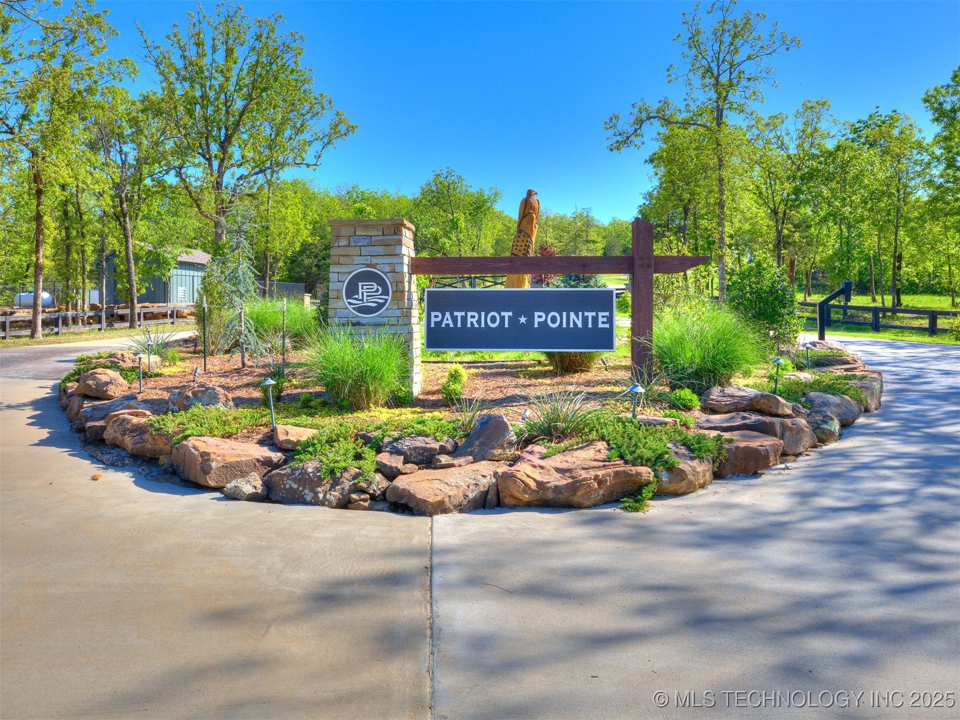228 Patriot Pointe Property Photo 26