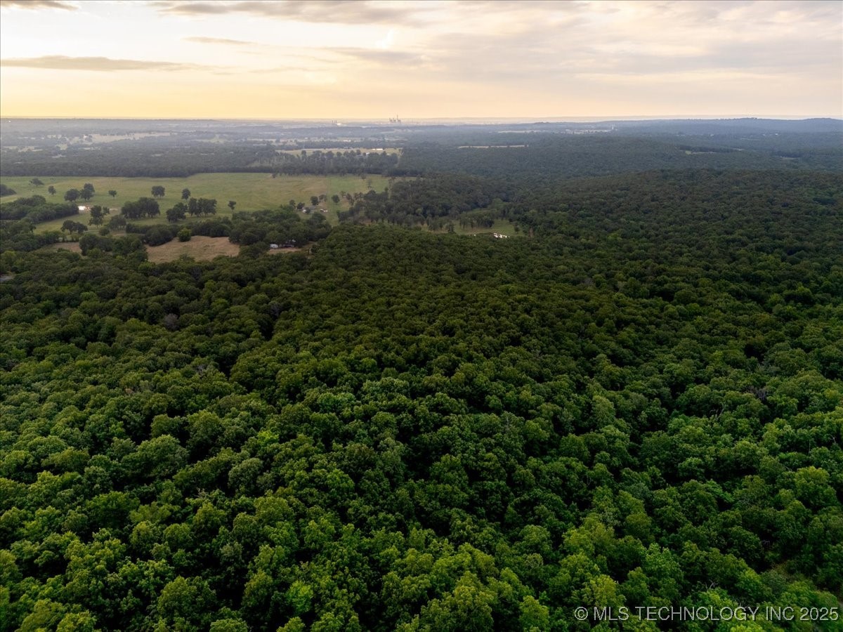 1 E Davis Field Road Property Photo 16