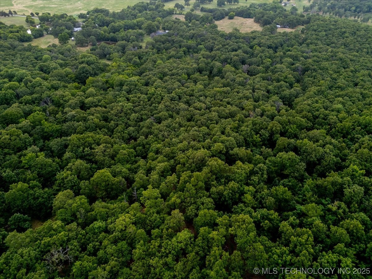 1 E Davis Field Road Property Photo 17