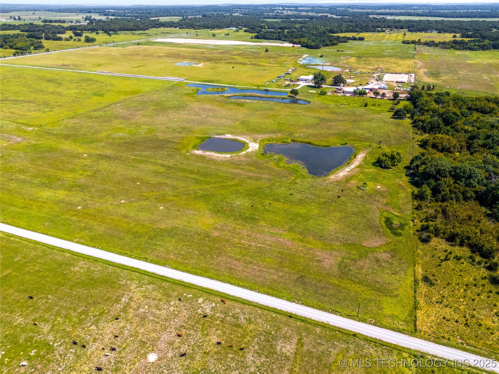 8 Wild Rose Road Property Photo 6