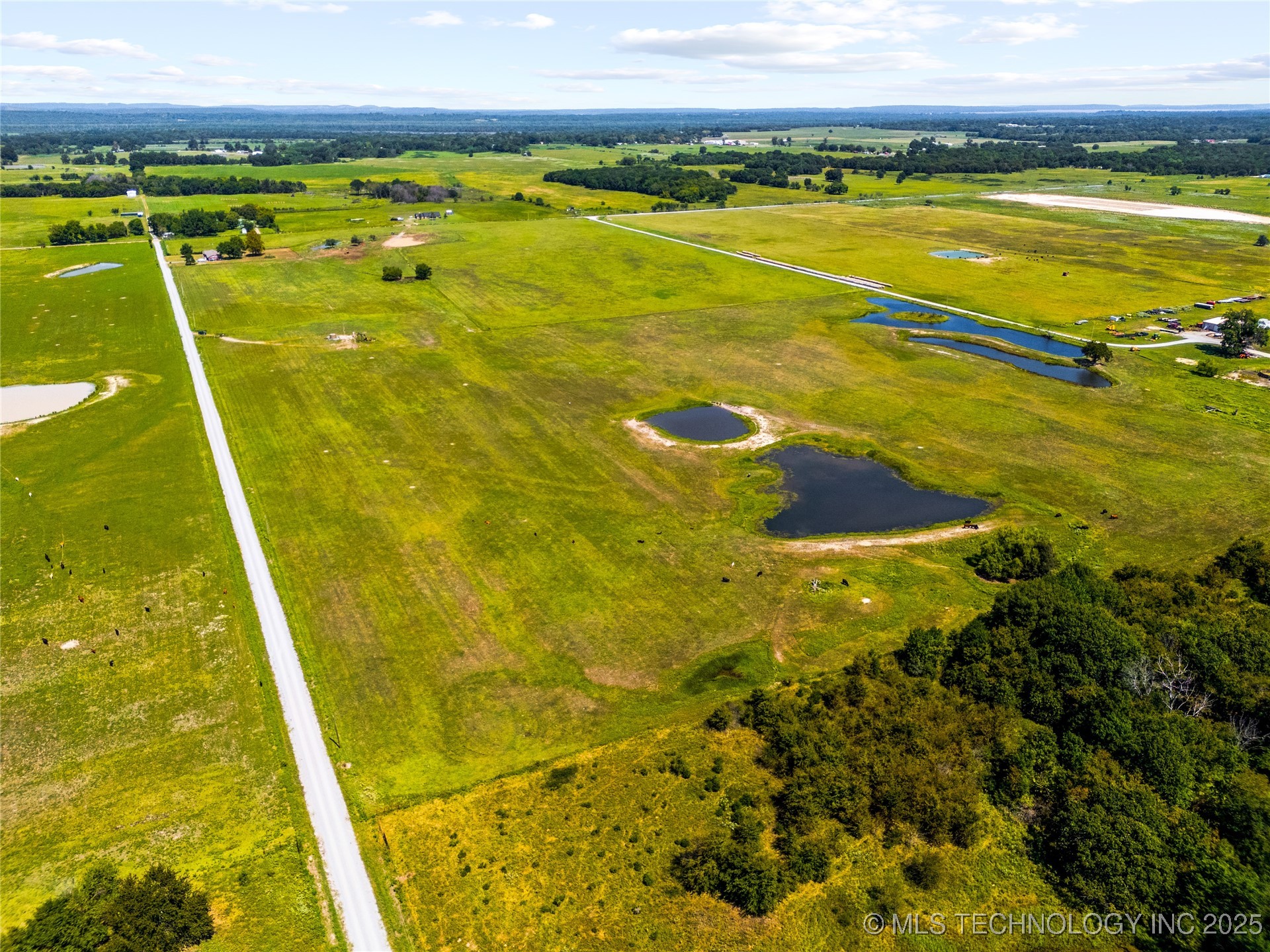 8 Wild Rose Road Property Photo 8