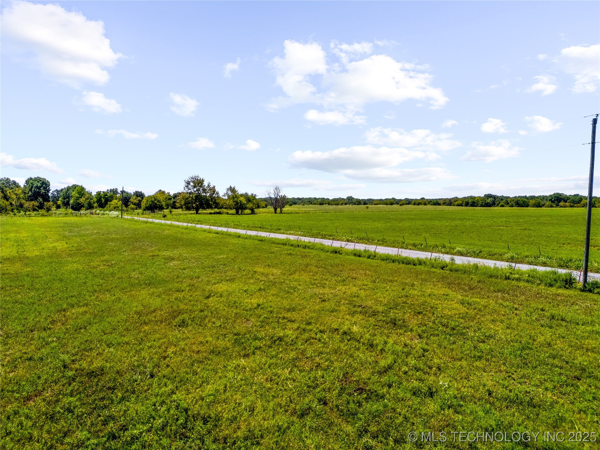 8 Wild Rose Road Property Photo 17