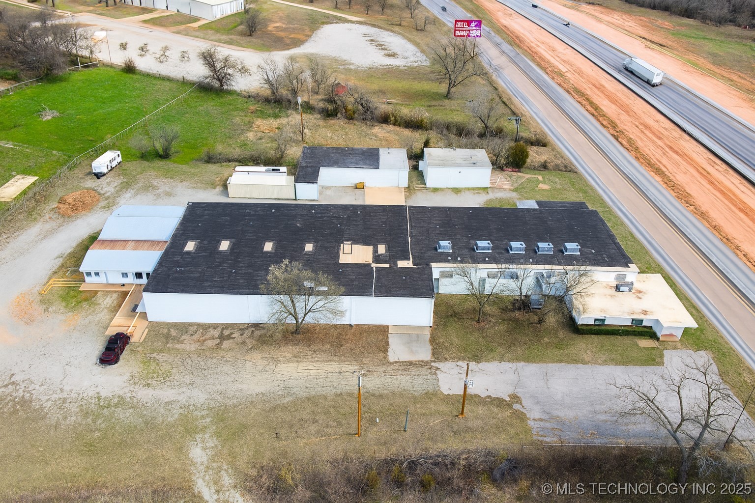 21249 S 340th West Avenue S Property Photo 3