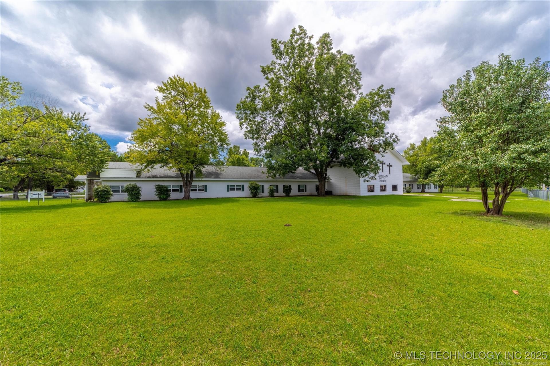 301 S 11th Street Property Photo 1