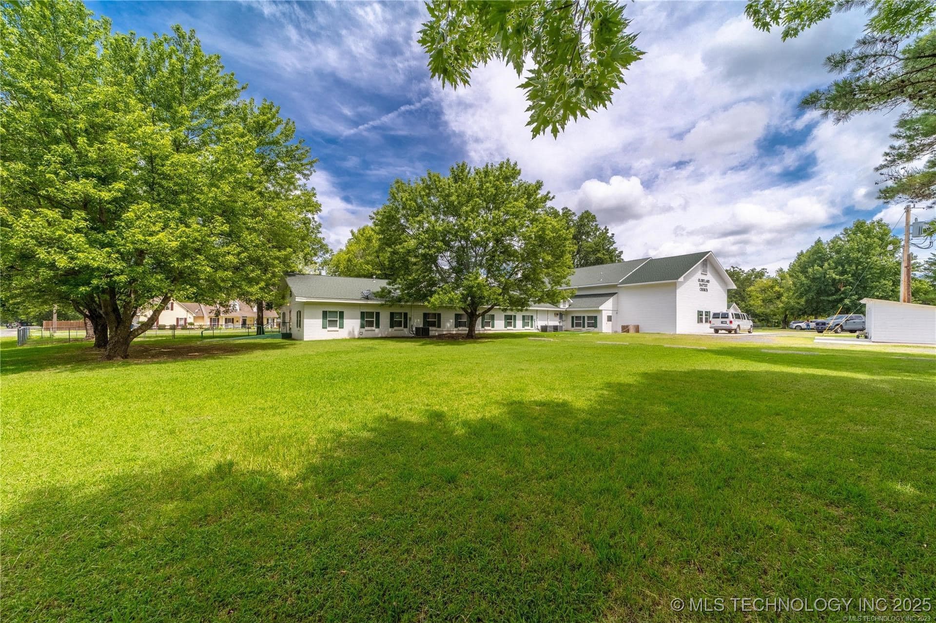 301 S 11th Street Property Photo 2