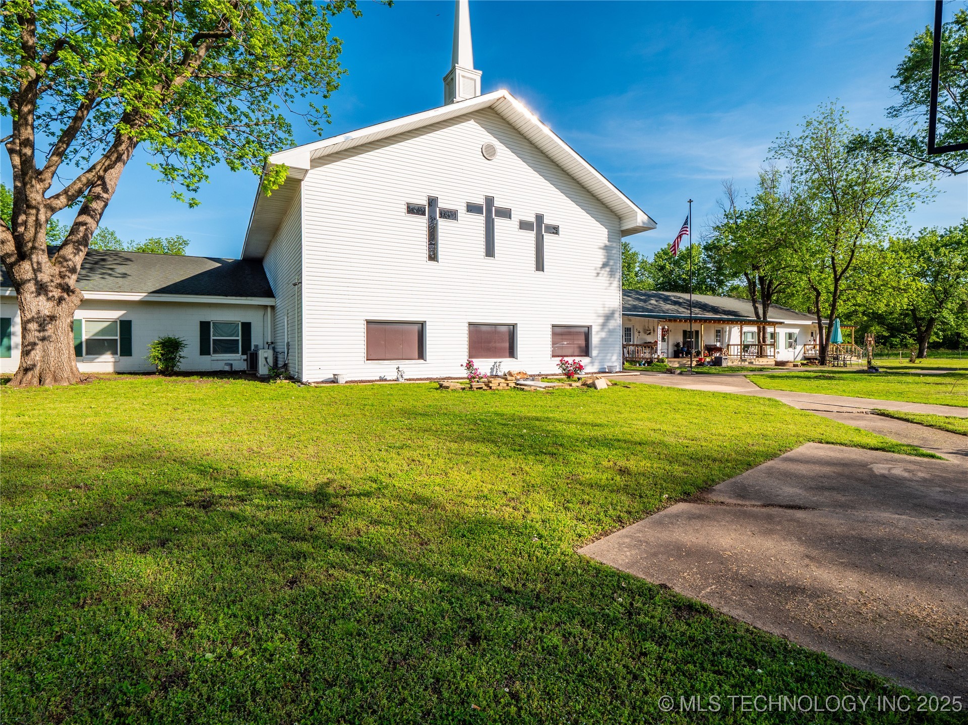301 S 11th Street Property Photo 7