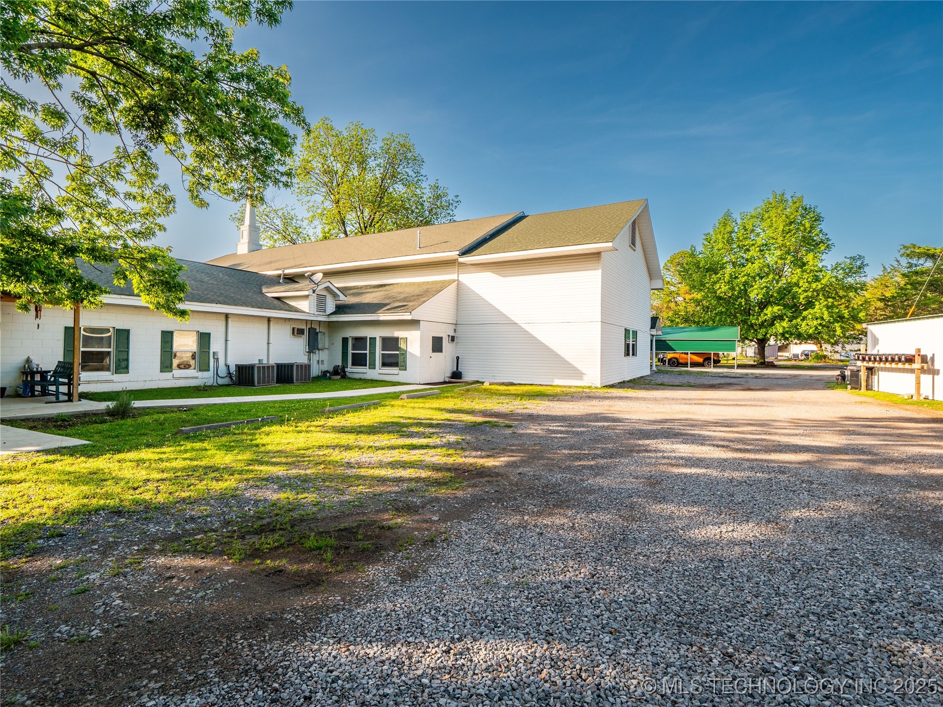 301 S 11th Street Property Photo 18