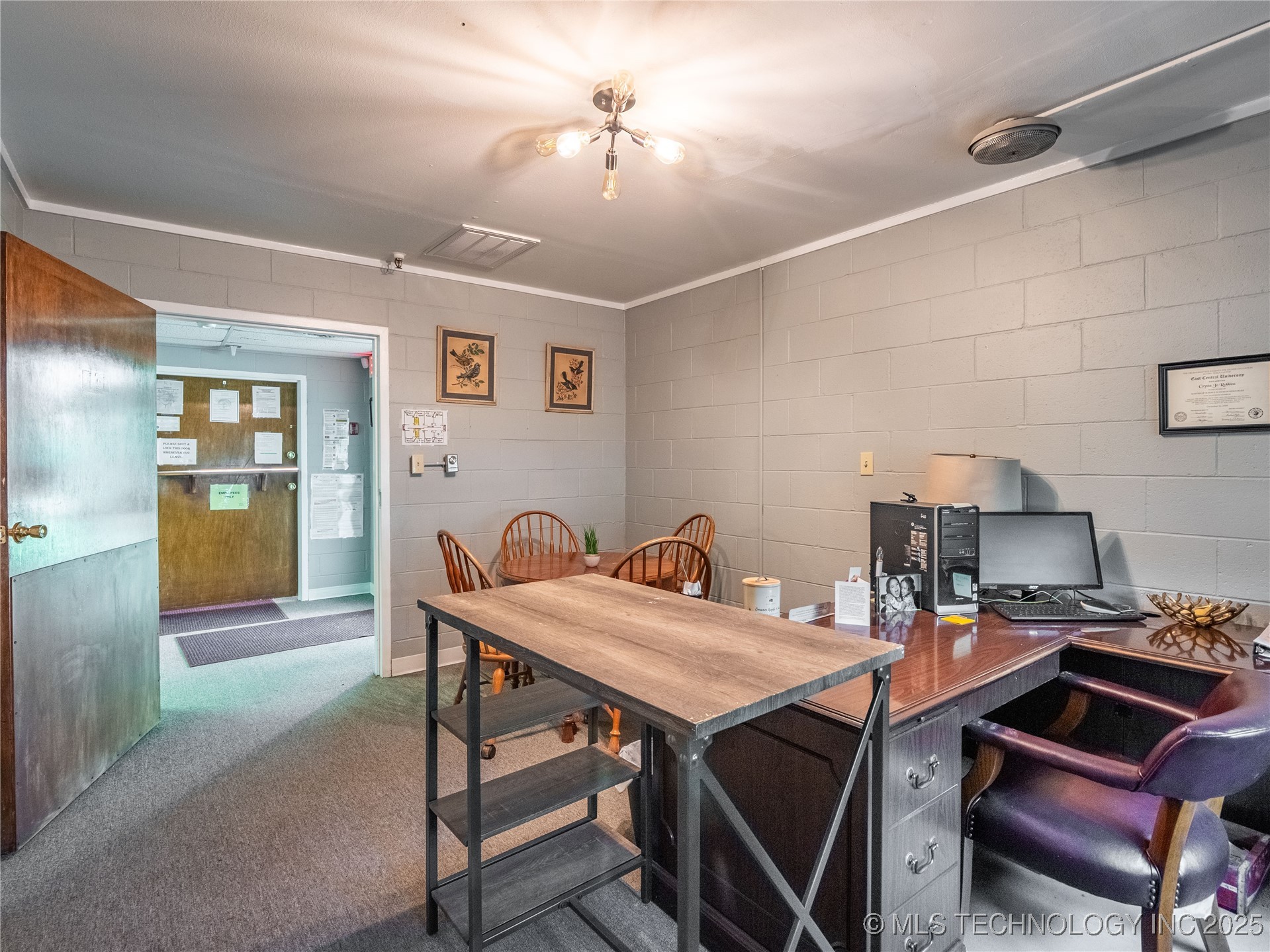 301 S 11th Street Property Photo 22