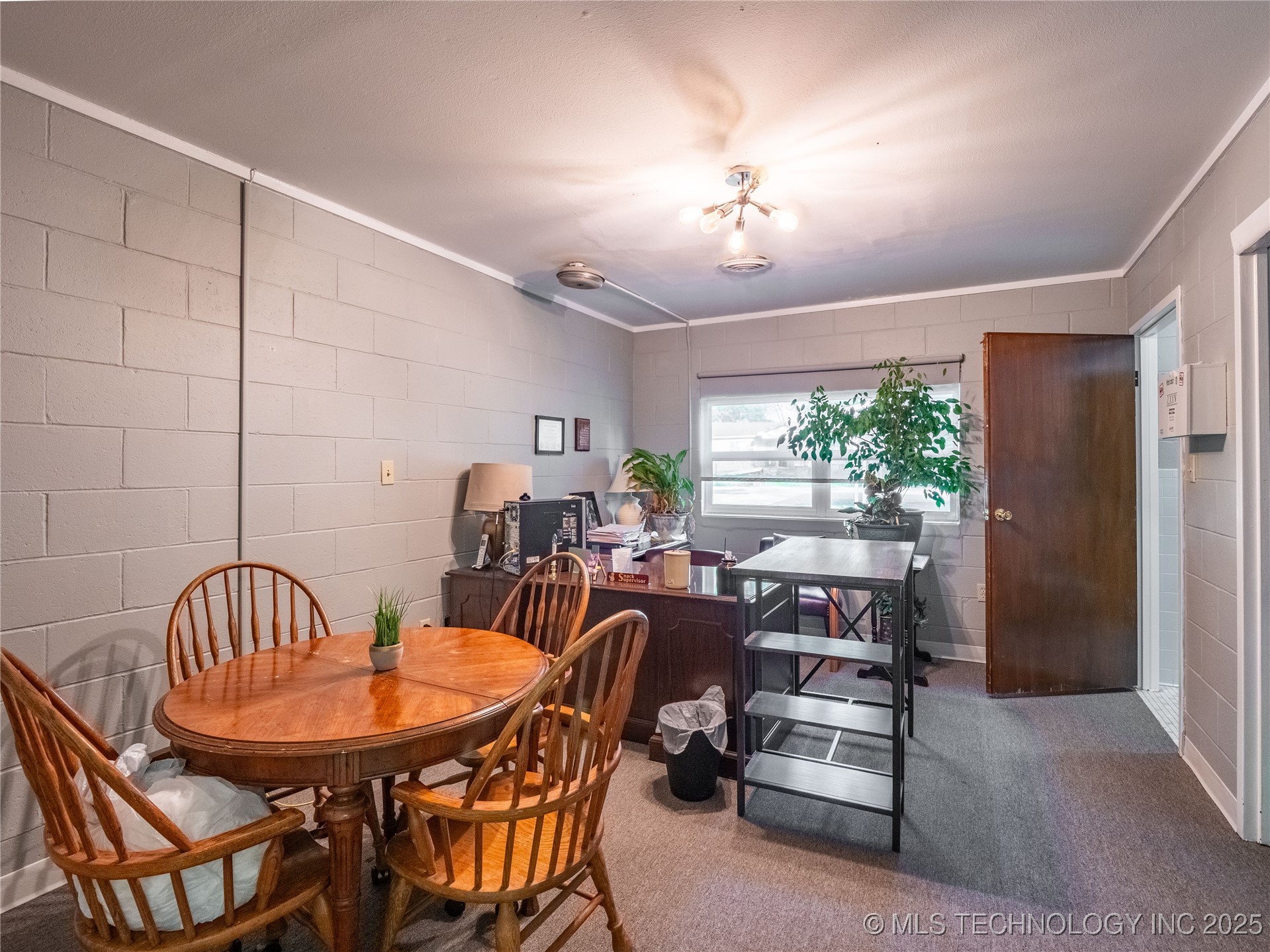 301 S 11th Street Property Photo 23