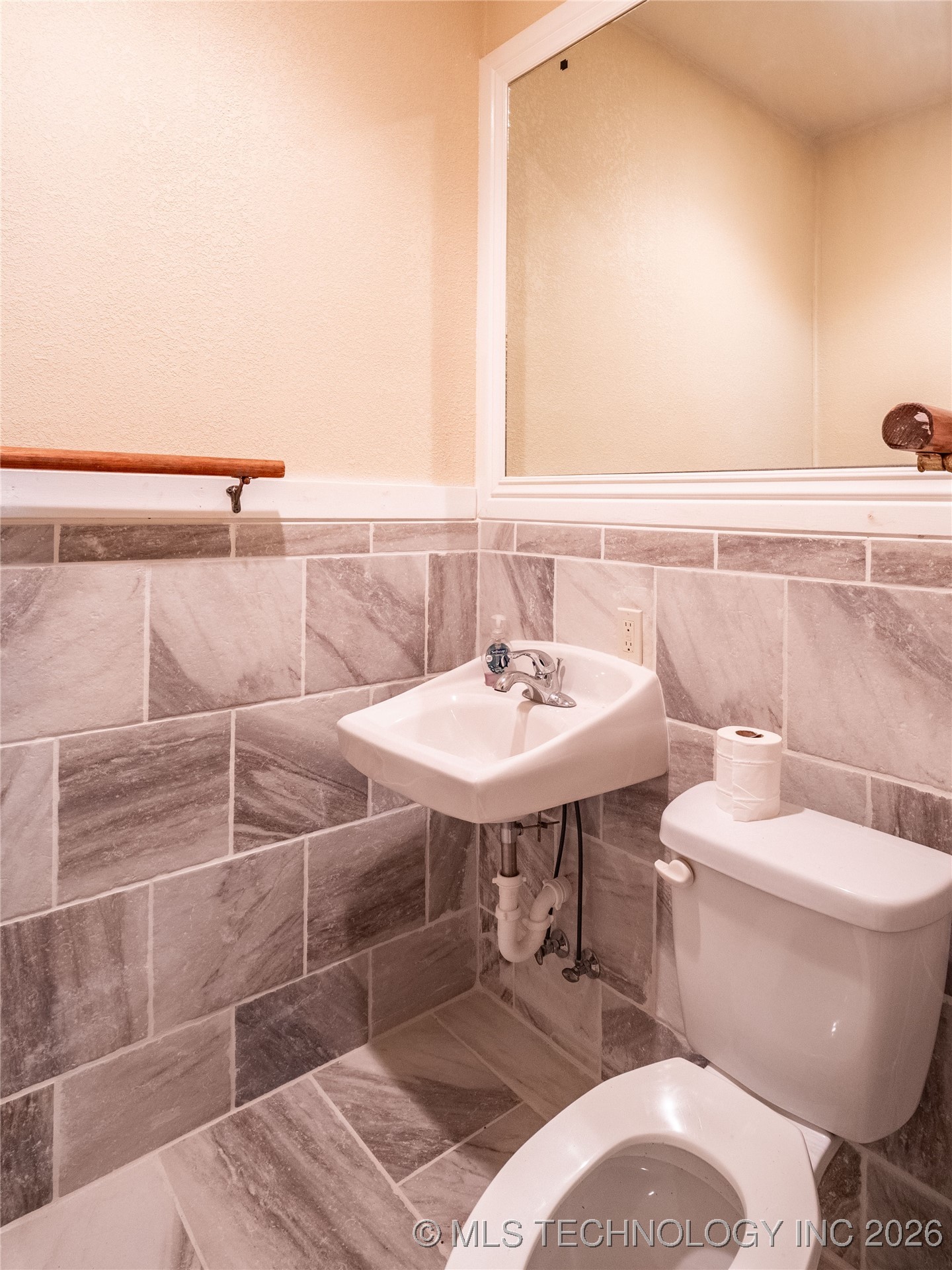 301 S 11th Street Property Photo 31