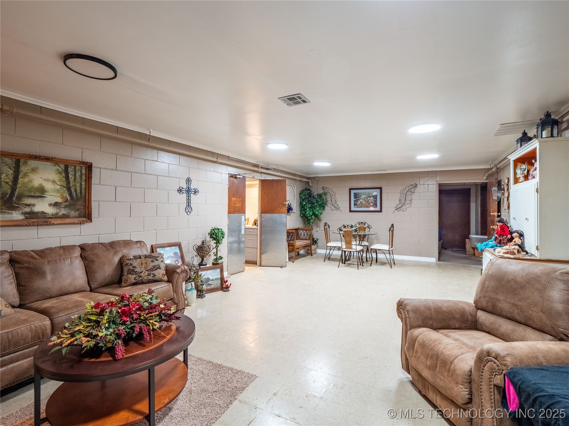 301 S 11th Street Property Photo 43