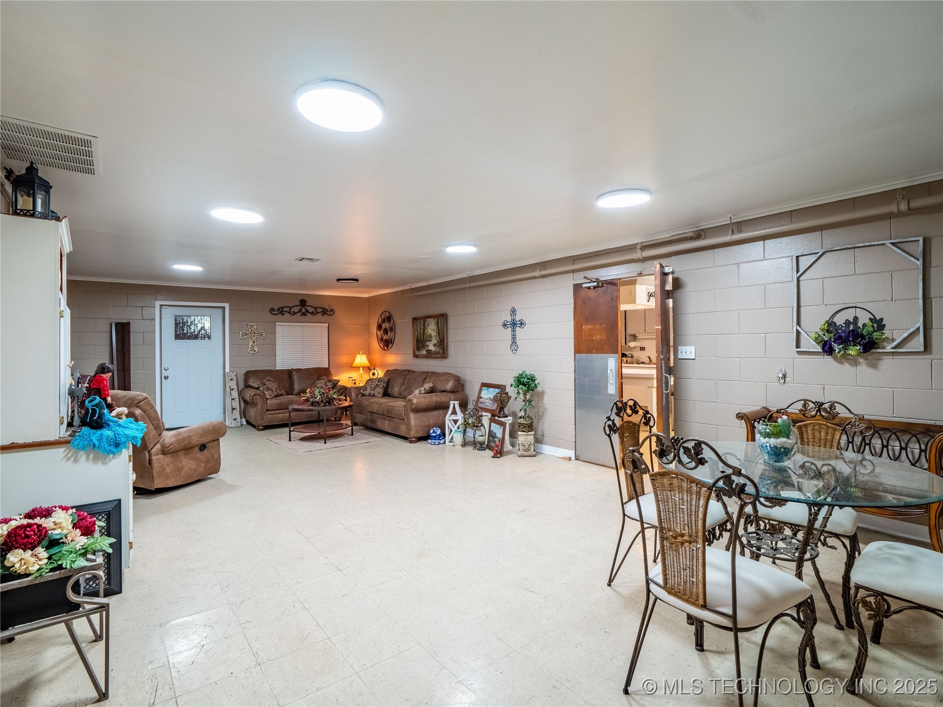 301 S 11th Street Property Photo 45