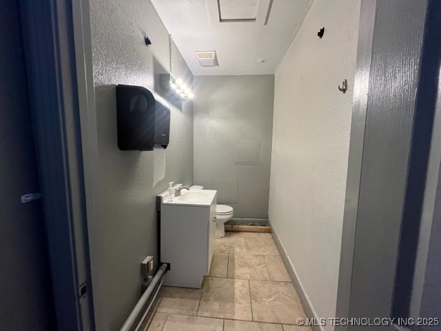 108 N 2nd Property Photo 4