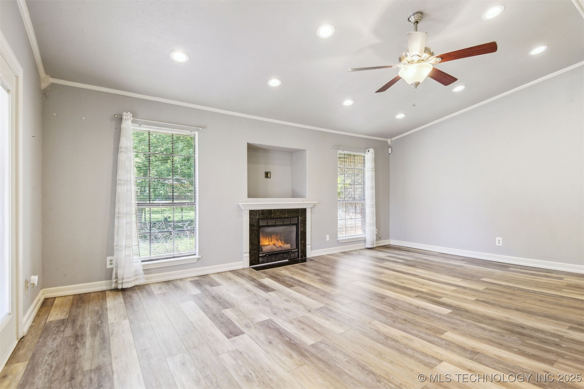 4900 S Juniper Avenue E Property Photo 11