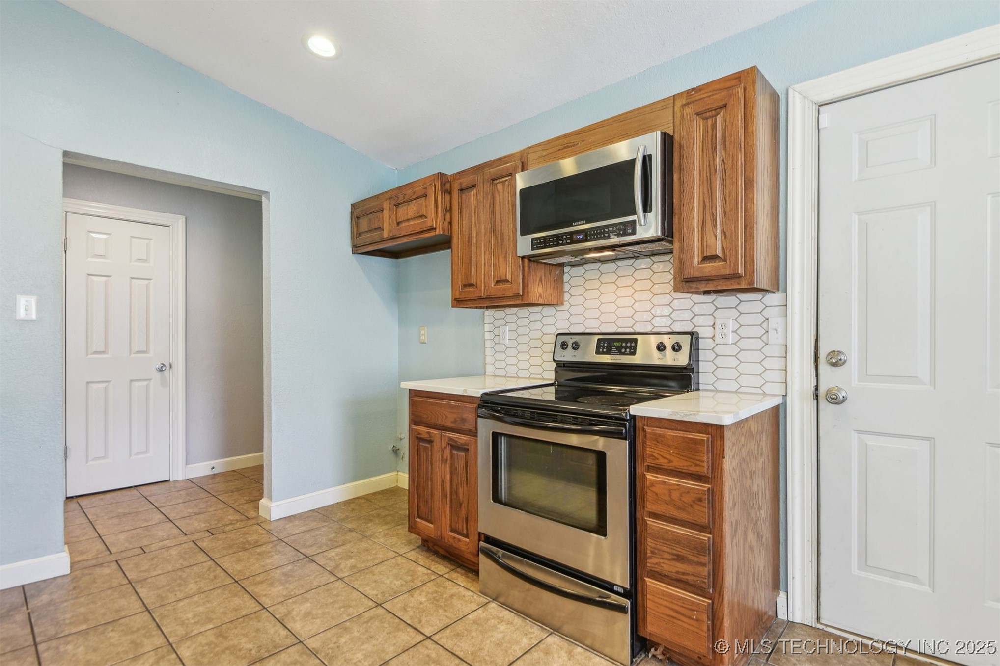 4900 S Juniper Avenue E Property Photo 18