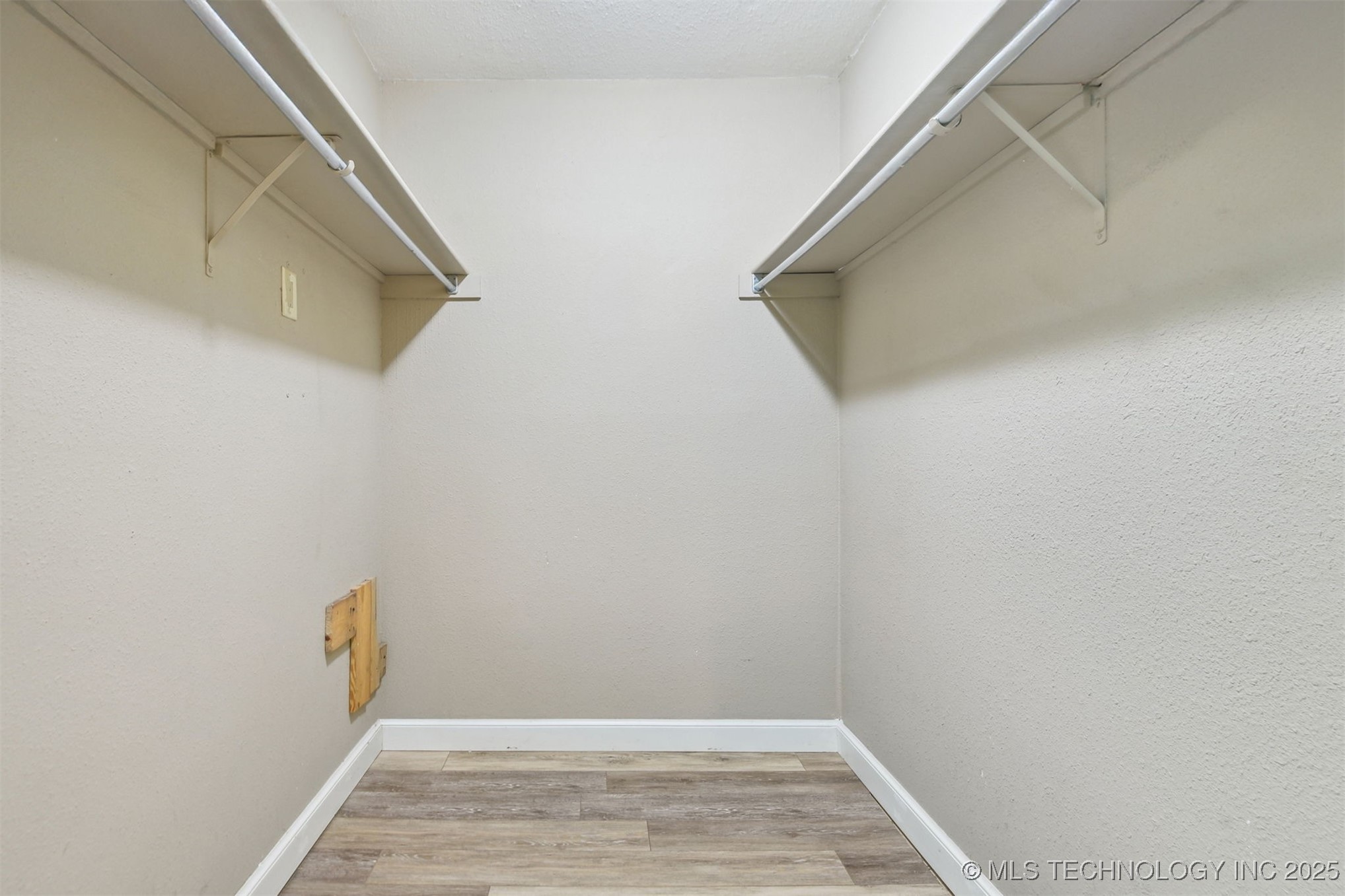 4900 S Juniper Avenue E Property Photo 23