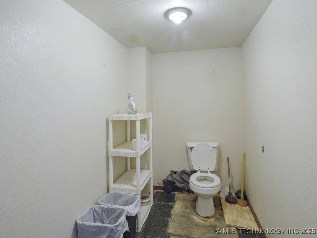 894 S Mississippi Property Photo 7