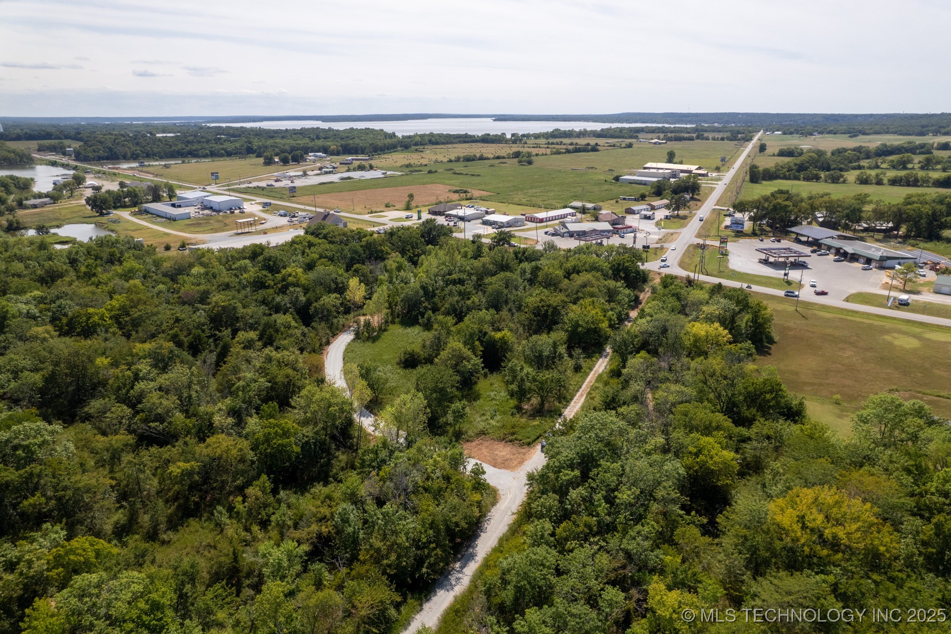 38 Hwy 125 Property Photo 6