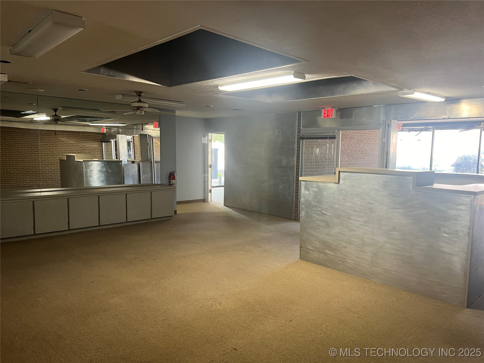 322 3rd Property Photo 6